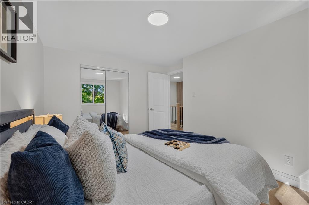 103 Dalegrove Drive, Kitchener, ON