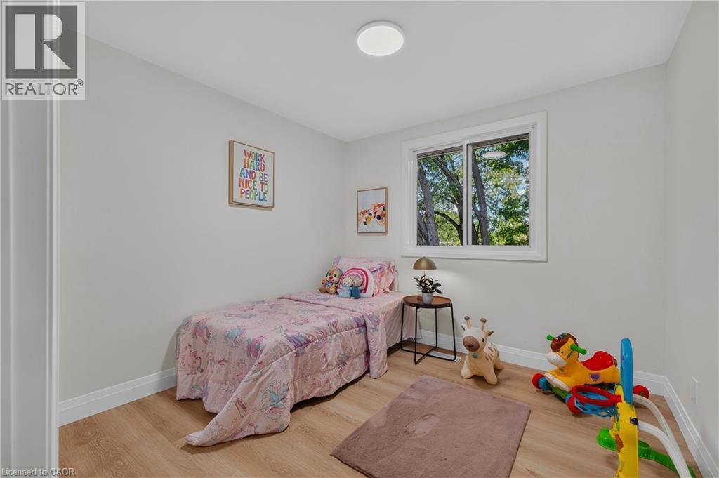 103 Dalegrove Drive, Kitchener, ON