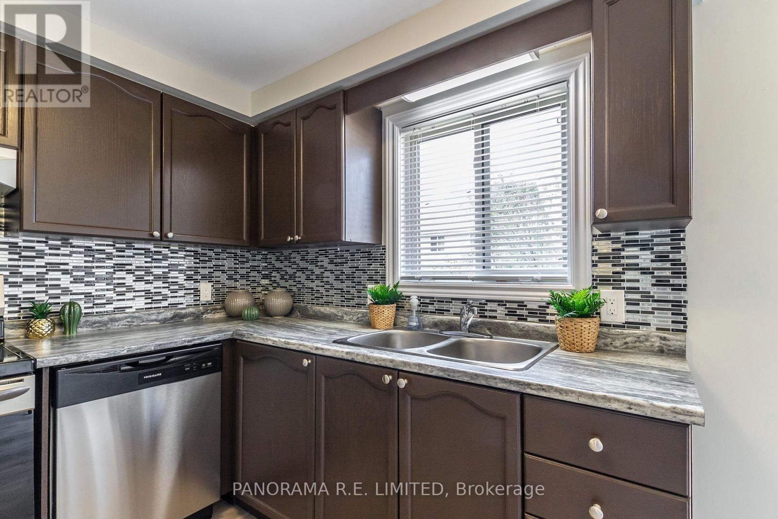 159 Northview Heights Drive, Cambridge, ON