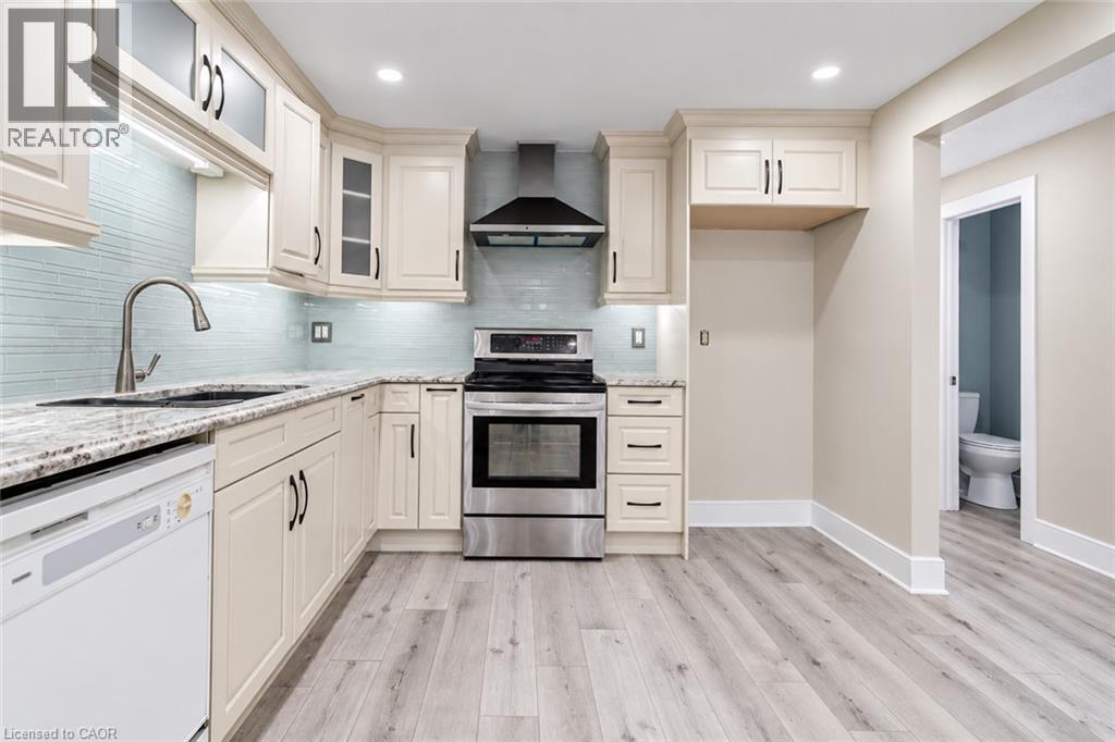 56 Poplar Drive, Cambridge, ON