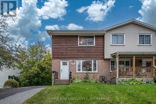 18 CARRIAGE COURT AVENUE  Kingston (Rideau), ON K7K 5X2