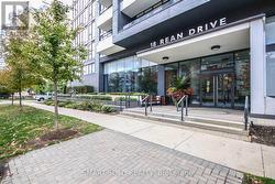 221 - 18 REAN DRIVE Toronto, ON M2K 1H3