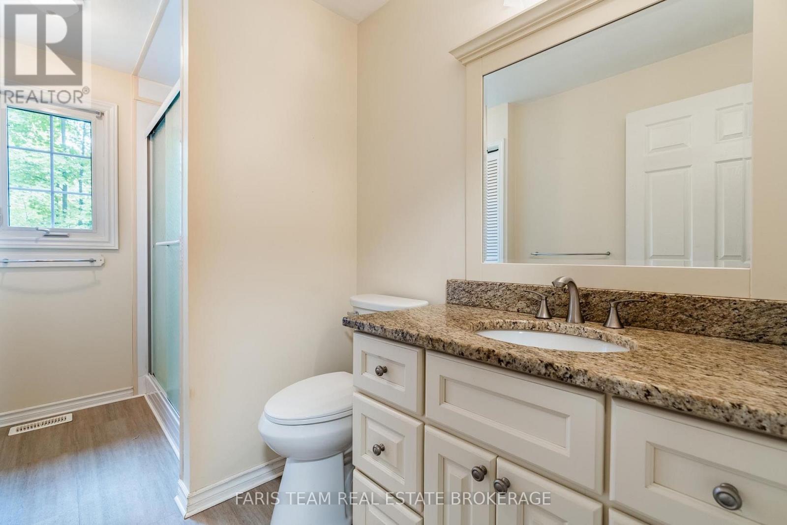 8 Pinecone Avenue, Tiny, ON