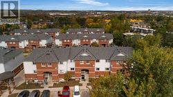 58 - 245 FERNDALE DRIVE S Barrie, ON L4N 0T6