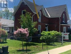 49 PARK STREET Barrie, ON L4N 1H7
