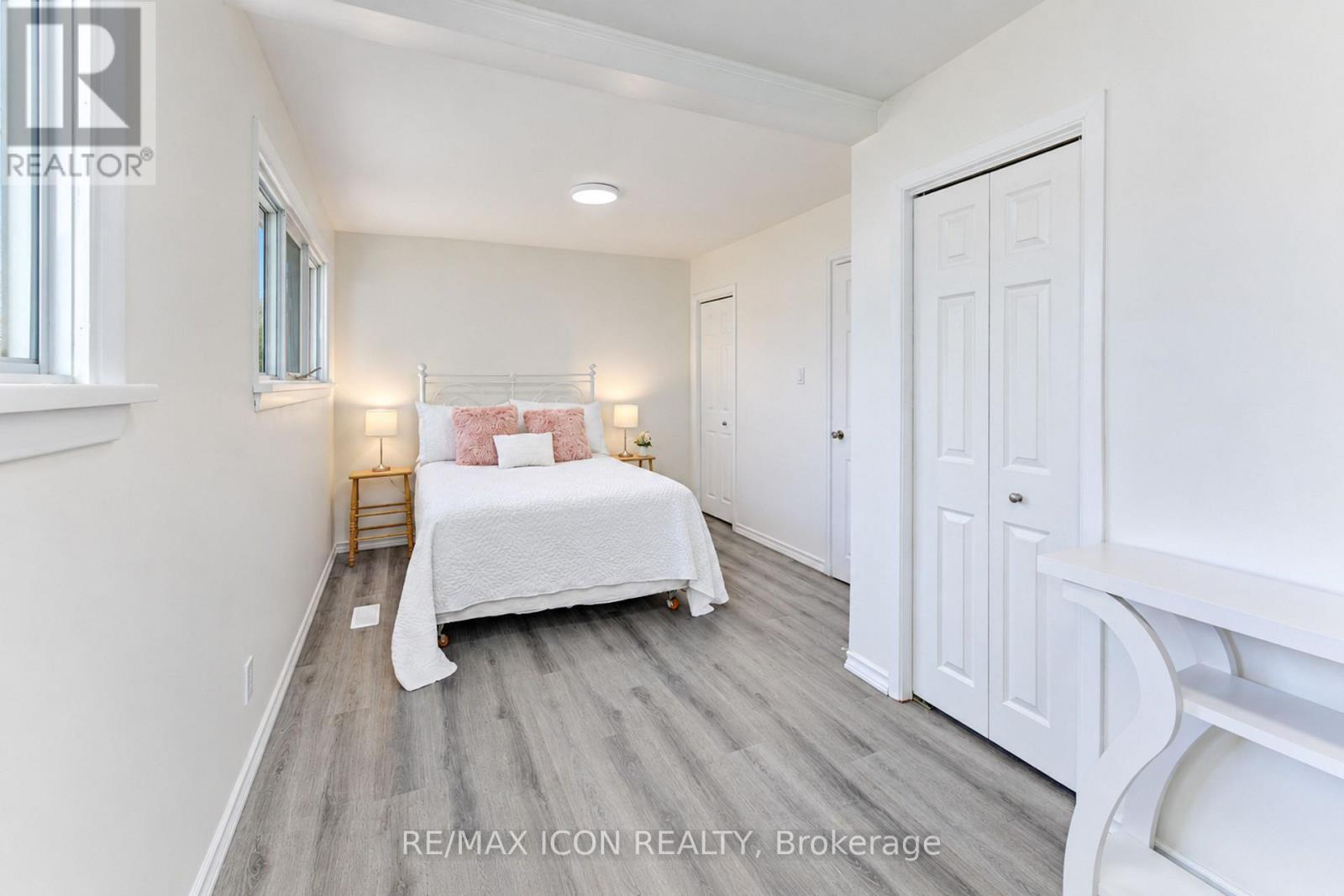 64 Lowrey Avenue S, Cambridge, ON