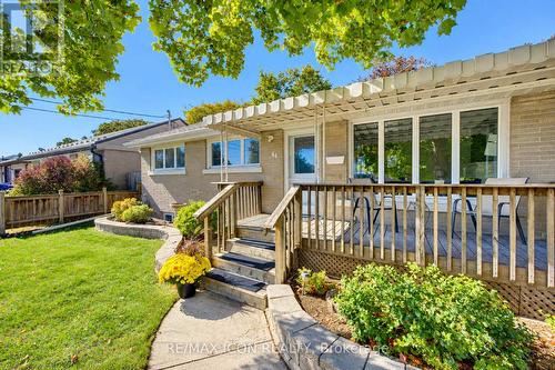 64 Lowrey Avenue S, Cambridge, ON 