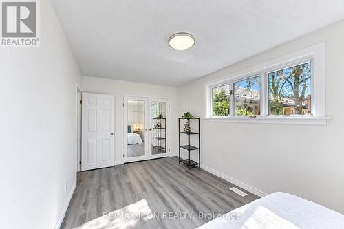 64 Lowrey Avenue S, Cambridge, ON 