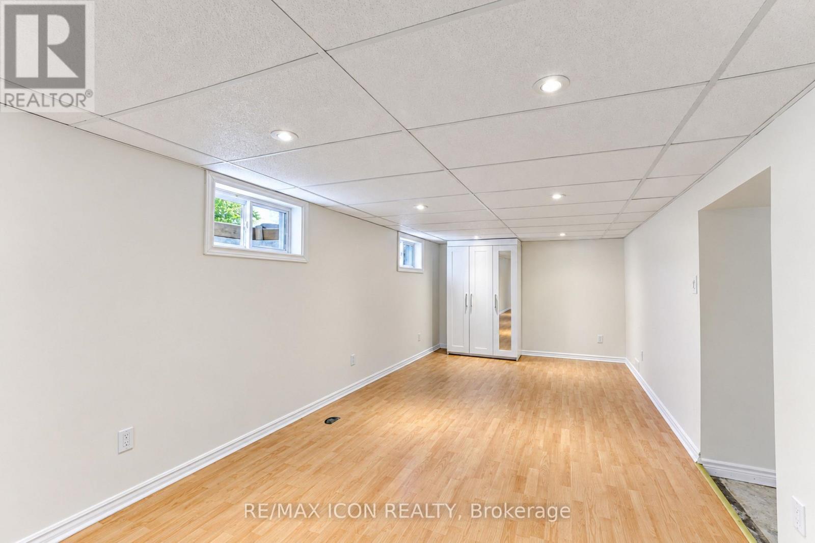 64 Lowrey Avenue S, Cambridge, ON