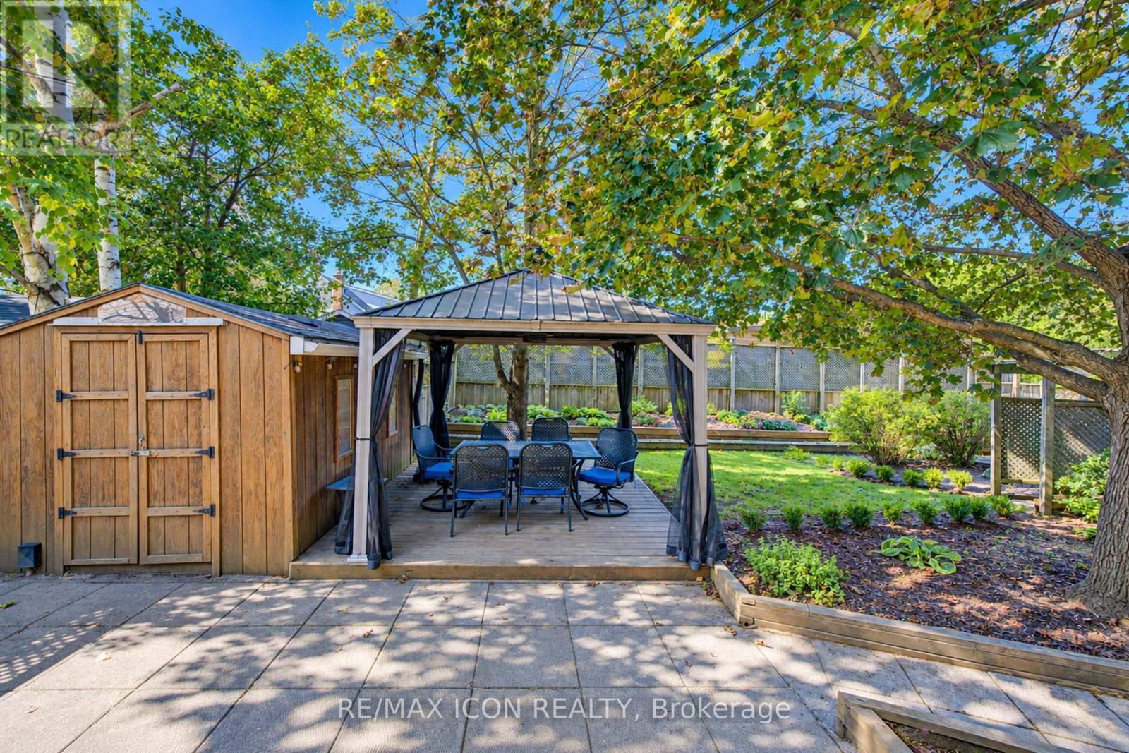64 Lowrey Avenue S, Cambridge, ON