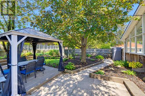 64 Lowrey Avenue S, Cambridge, ON 