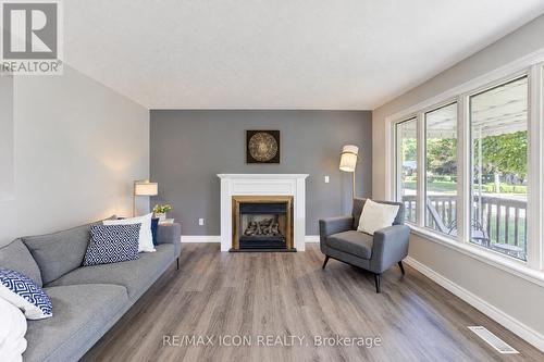 64 Lowrey Avenue S, Cambridge, ON 