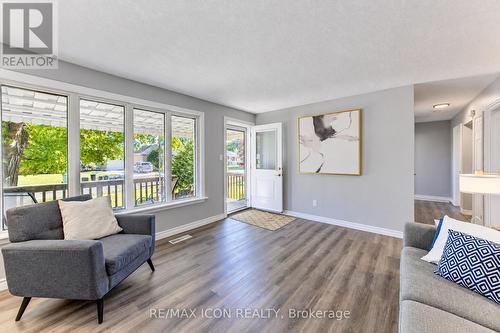 64 Lowrey Avenue S, Cambridge, ON 