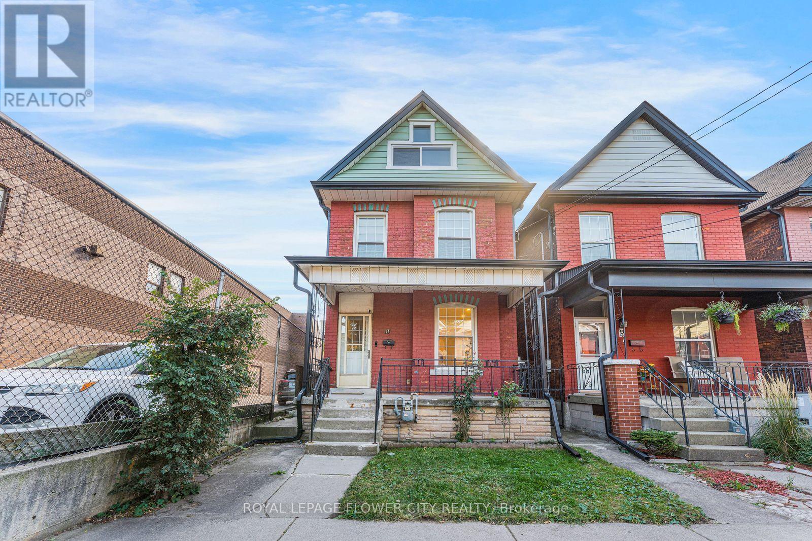 11 Mcneil Street, Hamilton, ON