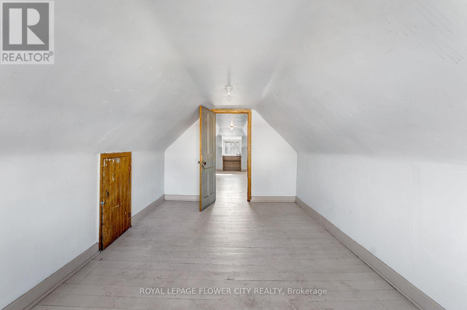 11 Mcneil Street, Hamilton, ON