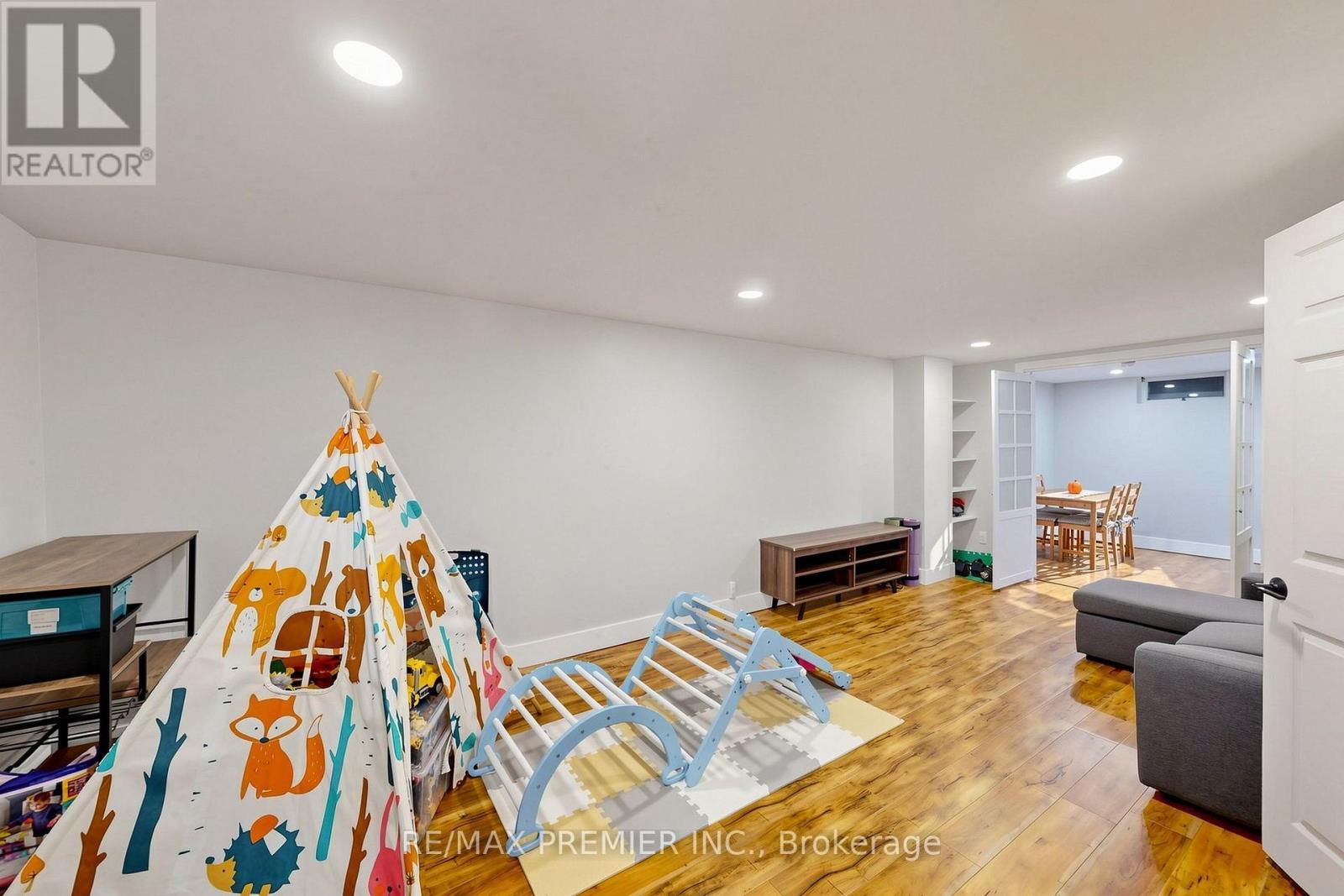 151 Moxley Court, Hamilton, ON