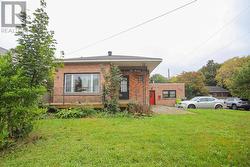 119 Salisbury AVE Sault Ste Marie, ON P6B 1M3