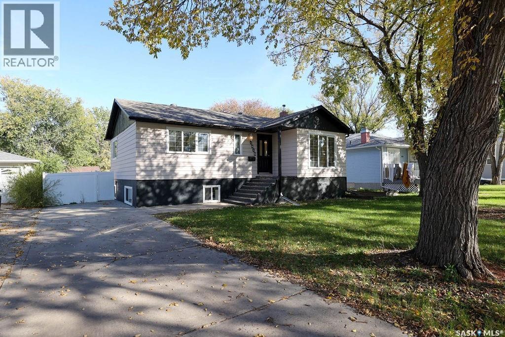 4816 8Th Avenue, Regina, SK