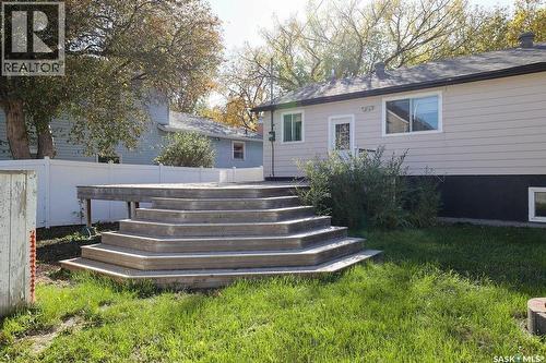 4816 8Th Avenue, Regina, SK 
