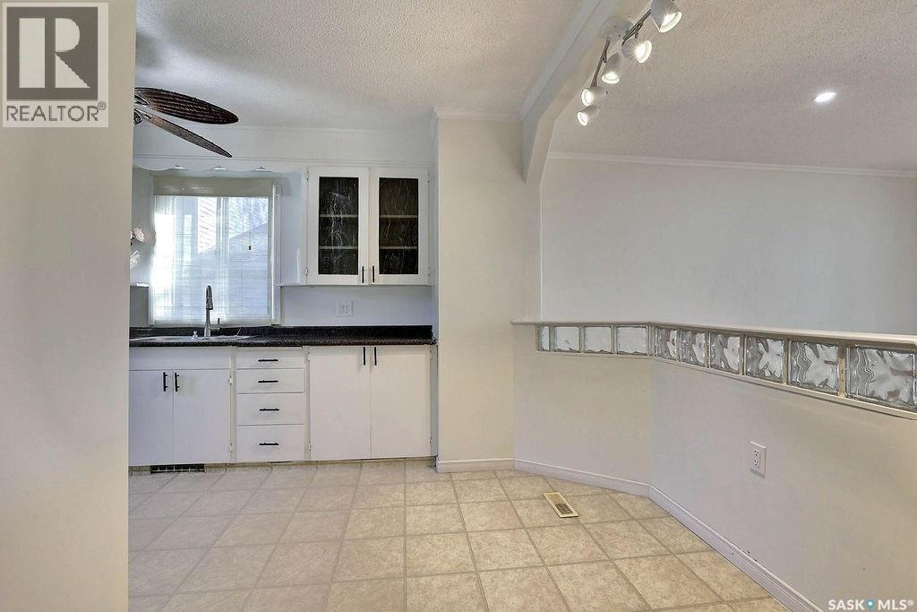 4816 8Th Avenue, Regina, SK
