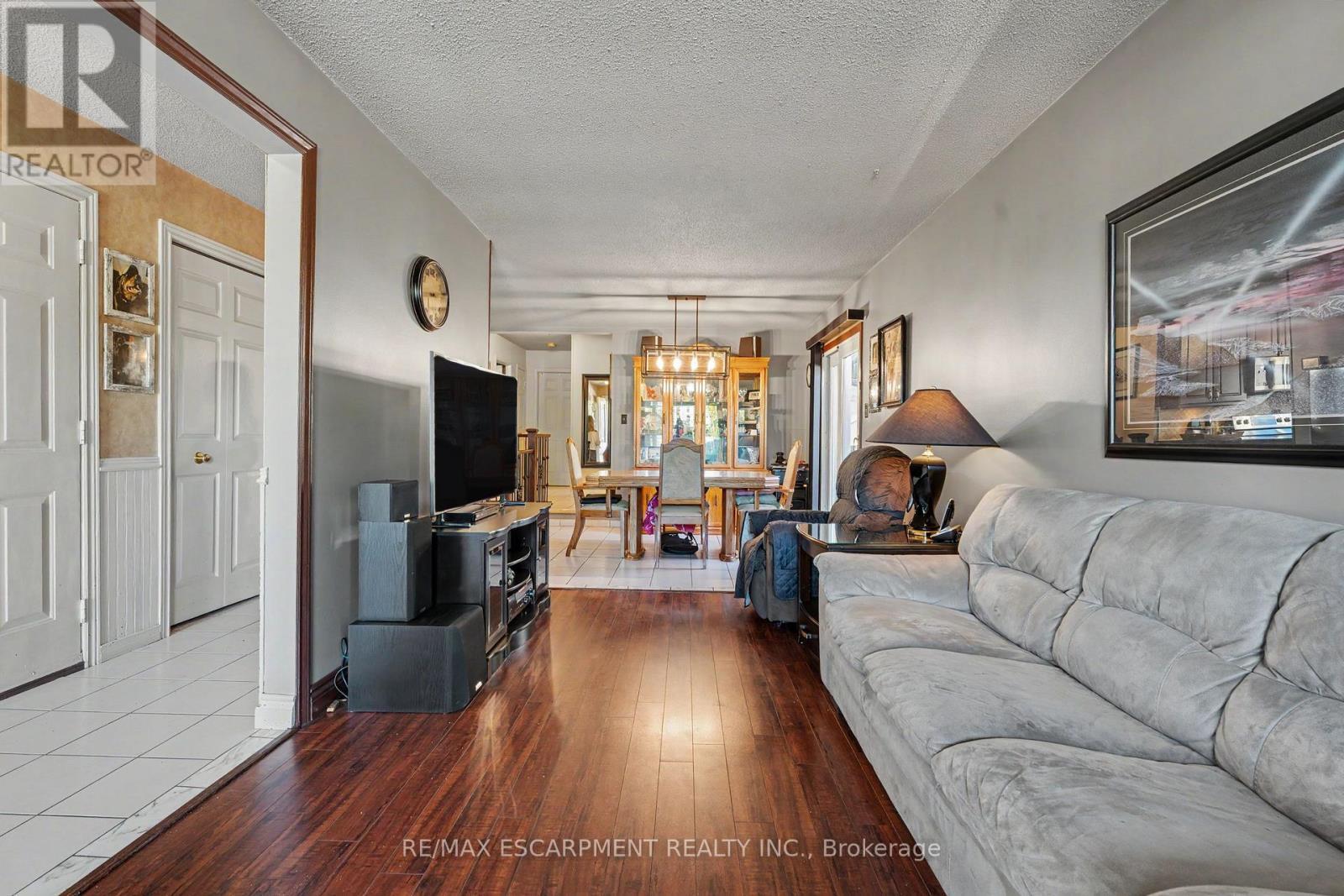 306 Templemead Drive, Hamilton, ON