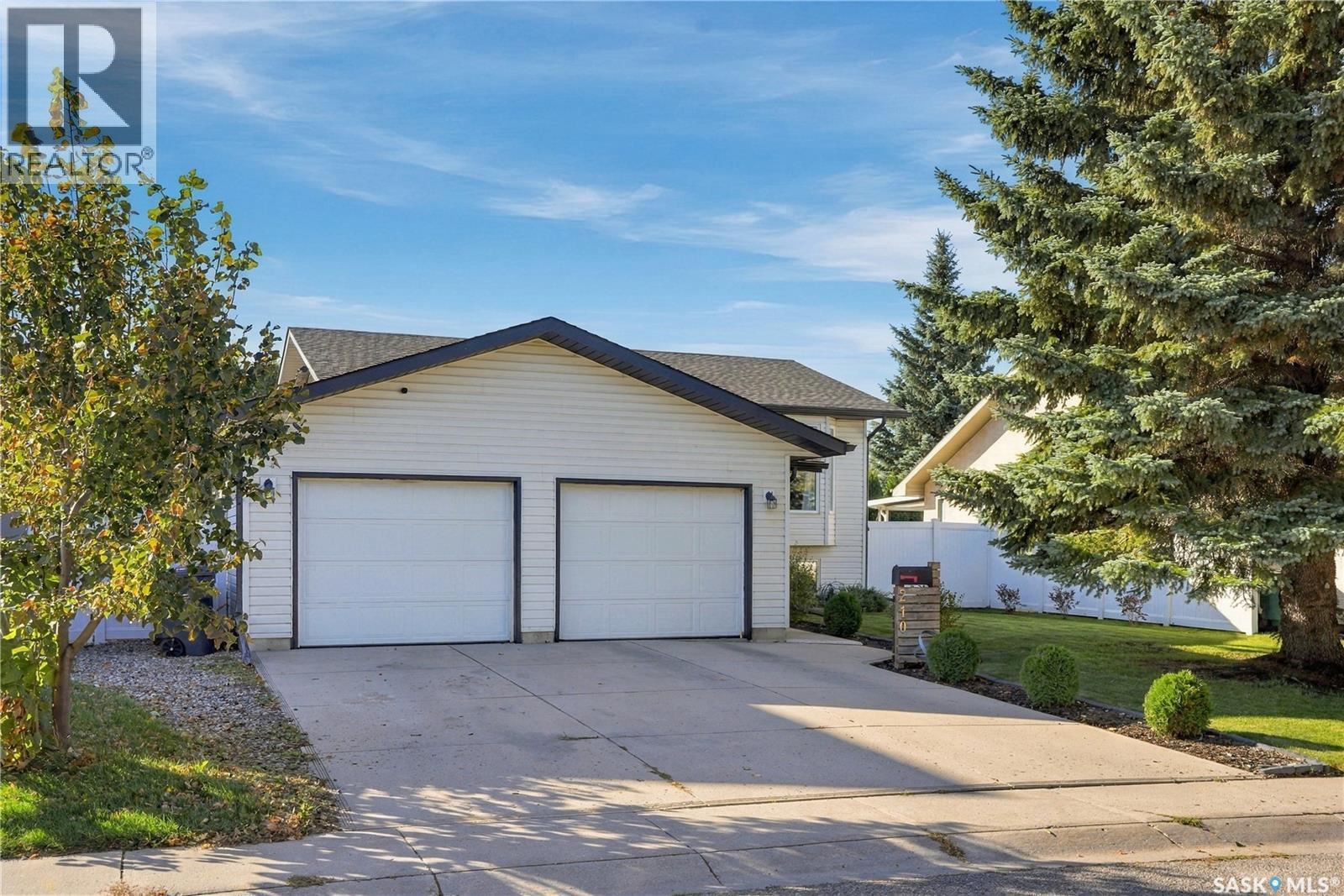 210 Coben Crescent, Saskatoon, SK