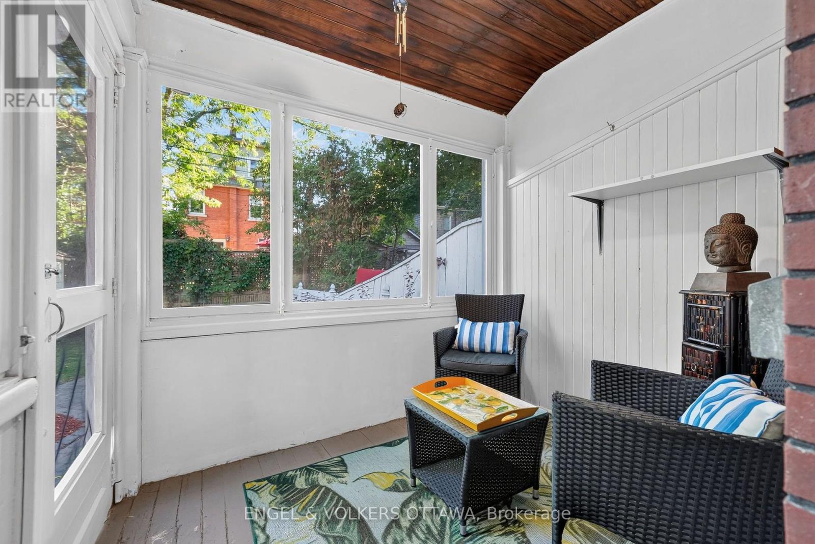122 Renfrew Avenue, Ottawa, ON
