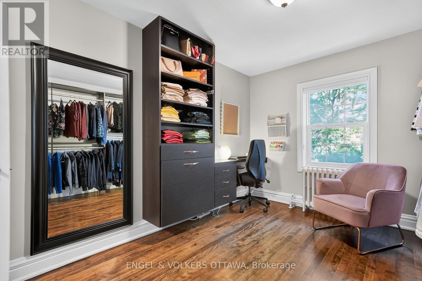 122 Renfrew Avenue, Ottawa, ON