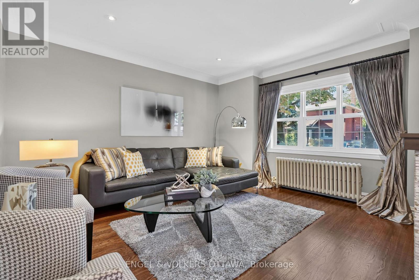 122 Renfrew Avenue, Ottawa, ON