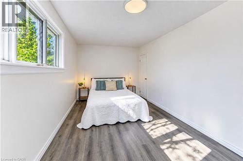 64 Lowrey Avenue S, Cambridge, ON 