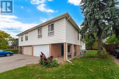 58 GLENFOREST ROAD  Brampton, ON L6S 1M1