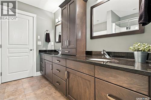 831 Salloum Crescent, Saskatoon, SK 