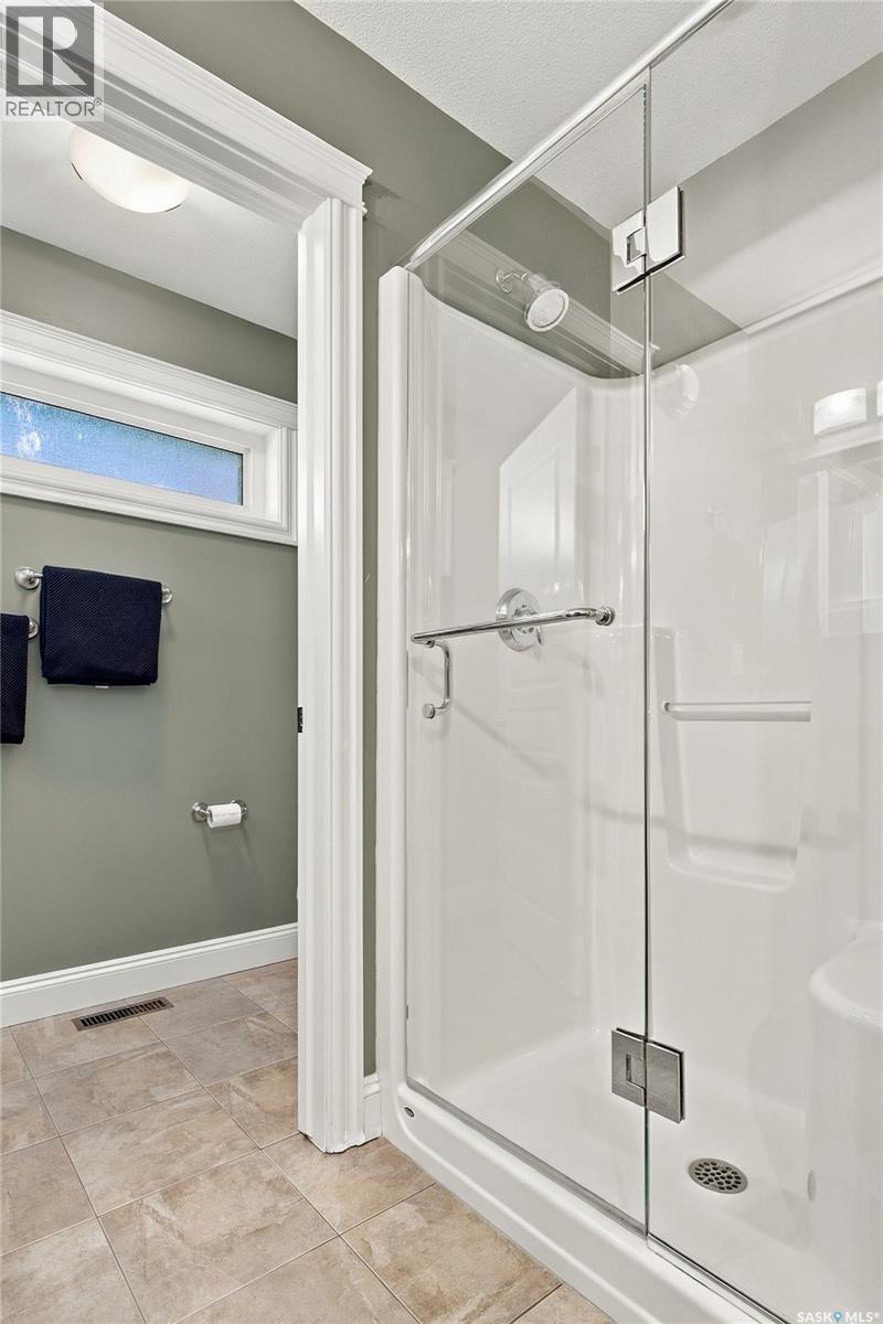 831 Salloum Crescent, Saskatoon, SK