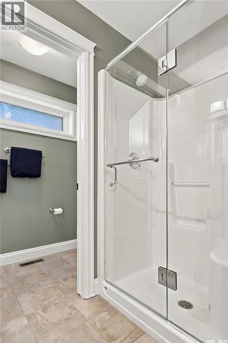 831 Salloum Crescent, Saskatoon, SK 