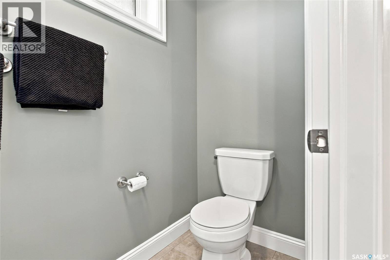 831 Salloum Crescent, Saskatoon, SK