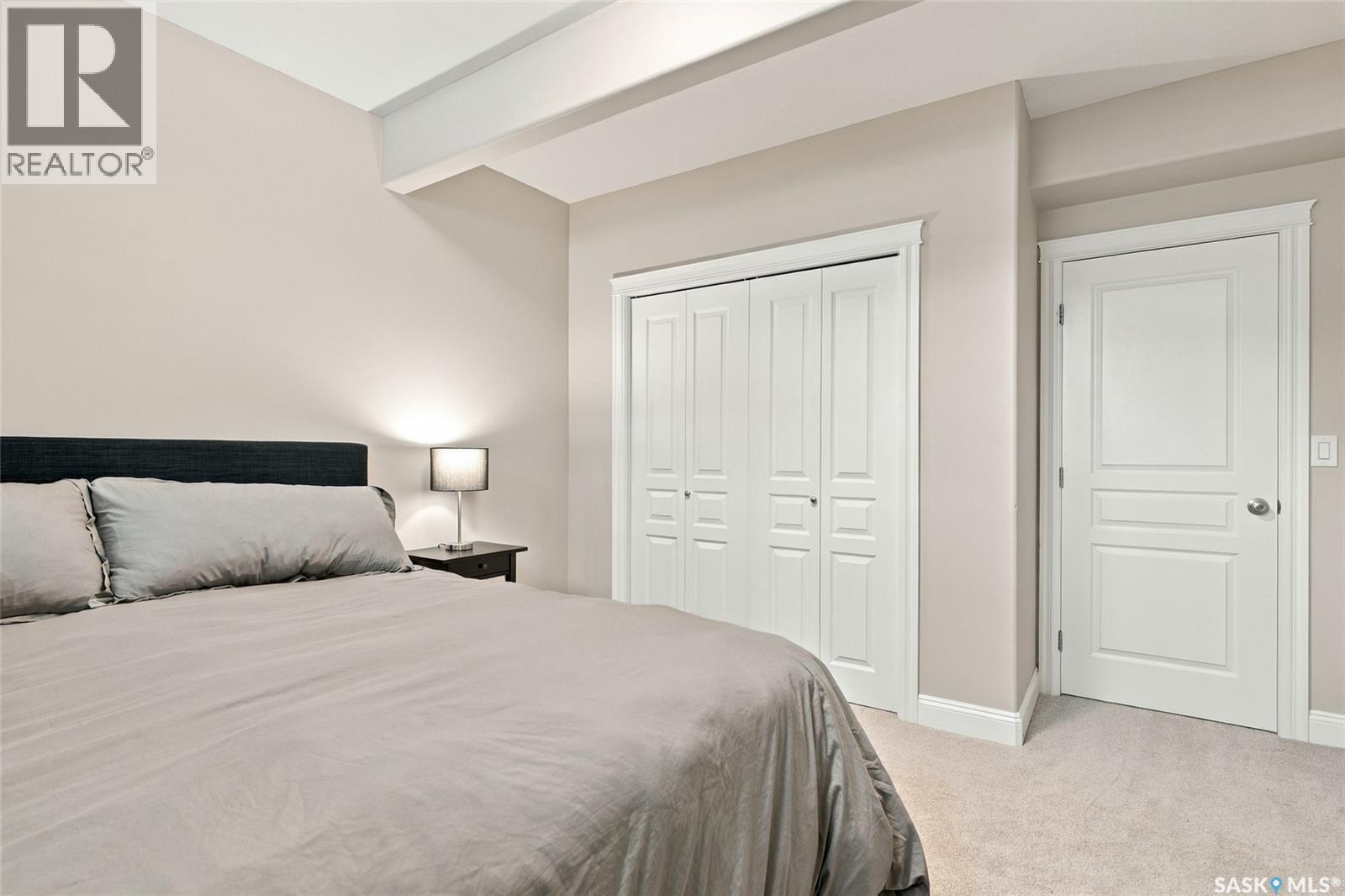 831 Salloum Crescent, Saskatoon, SK