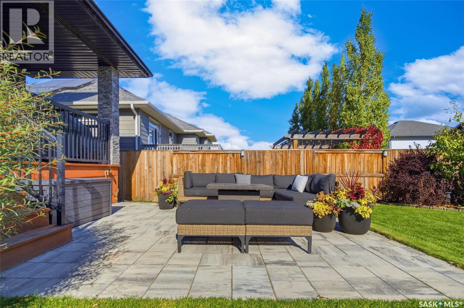 831 Salloum Crescent, Saskatoon, SK