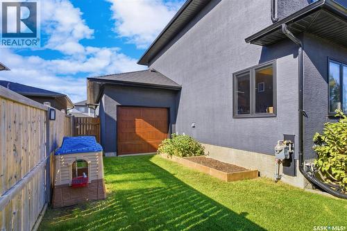 831 Salloum Crescent, Saskatoon, SK 