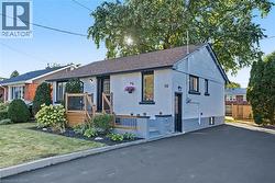 98 WISE Crescent  Hamilton, ON L8T 2L8