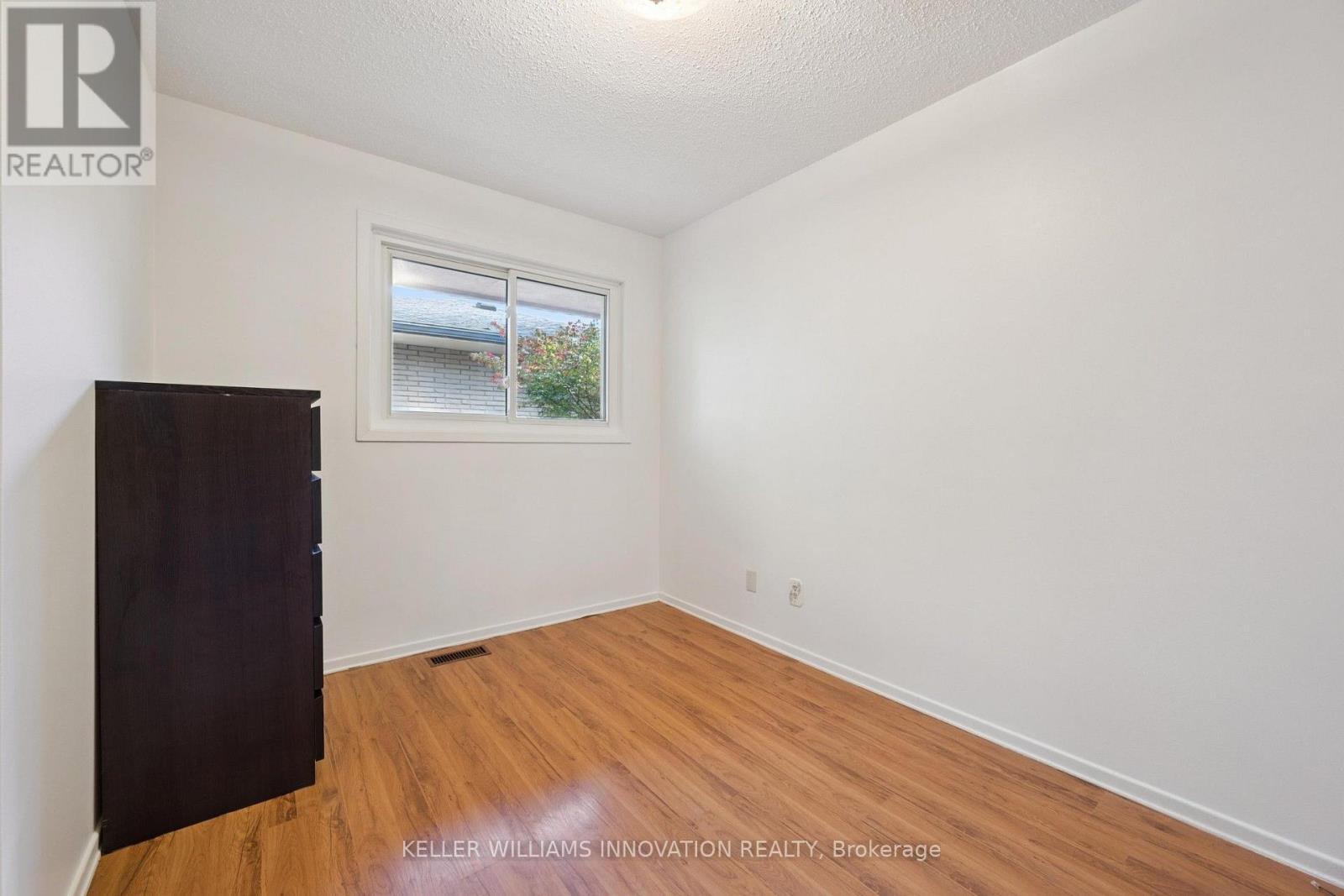 128 Briar Knoll Drive, Kitchener, ON