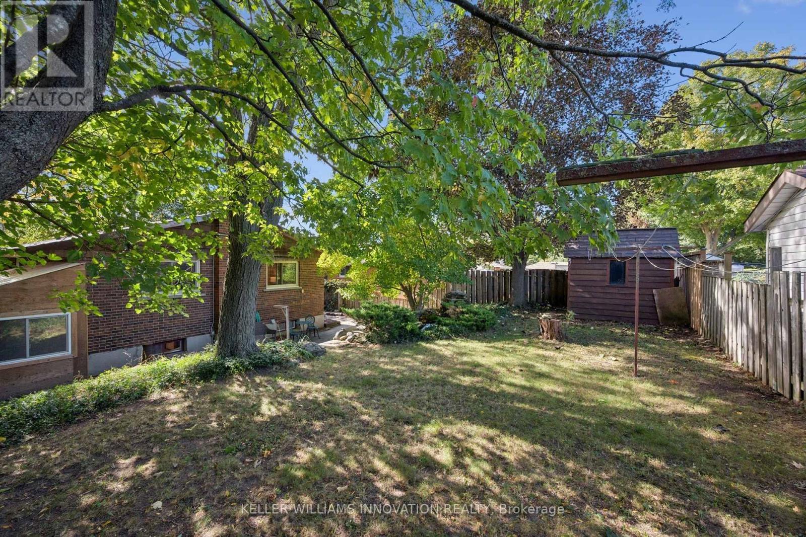128 Briar Knoll Drive, Kitchener, ON