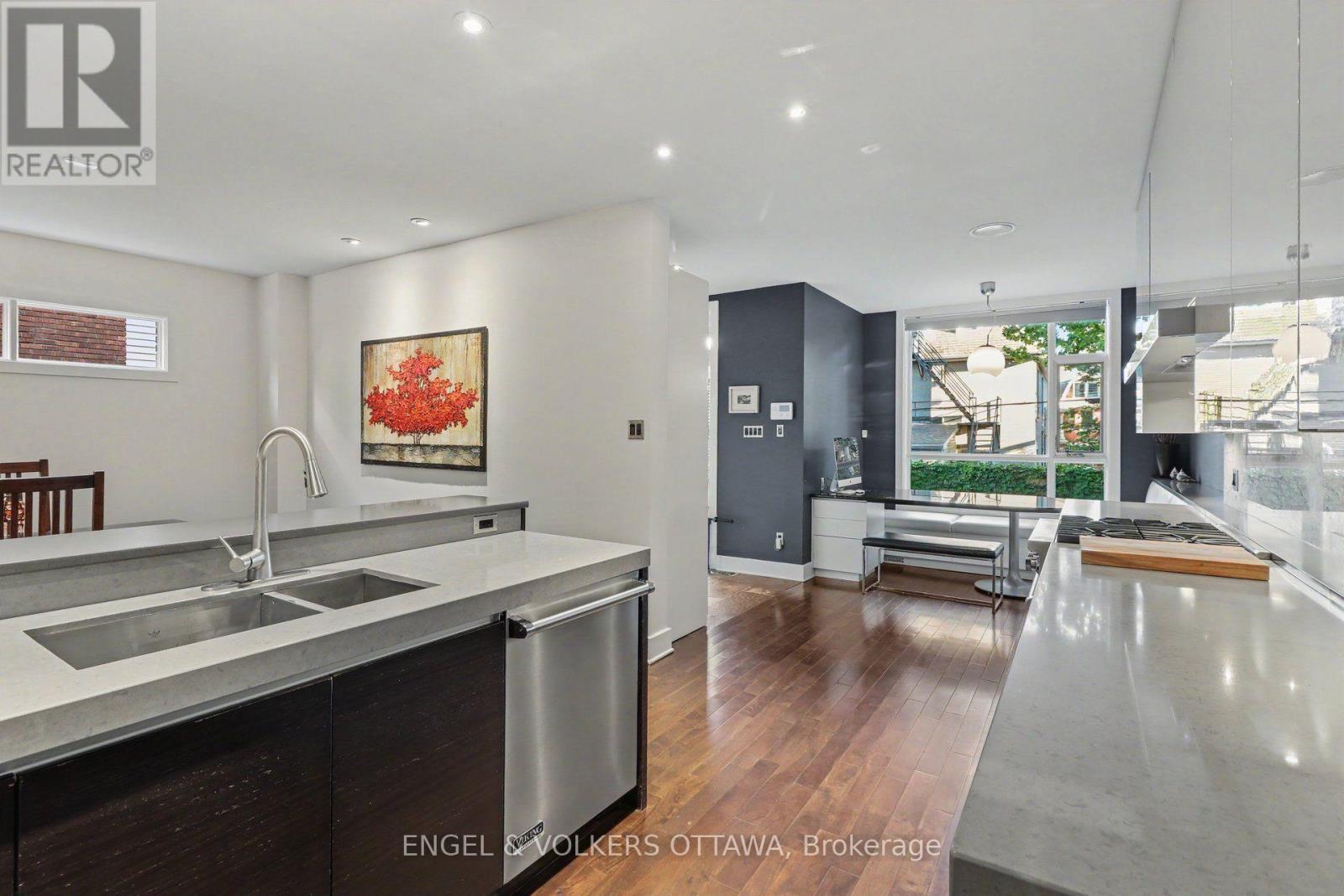 26 Melgund Avenue, Ottawa, ON
