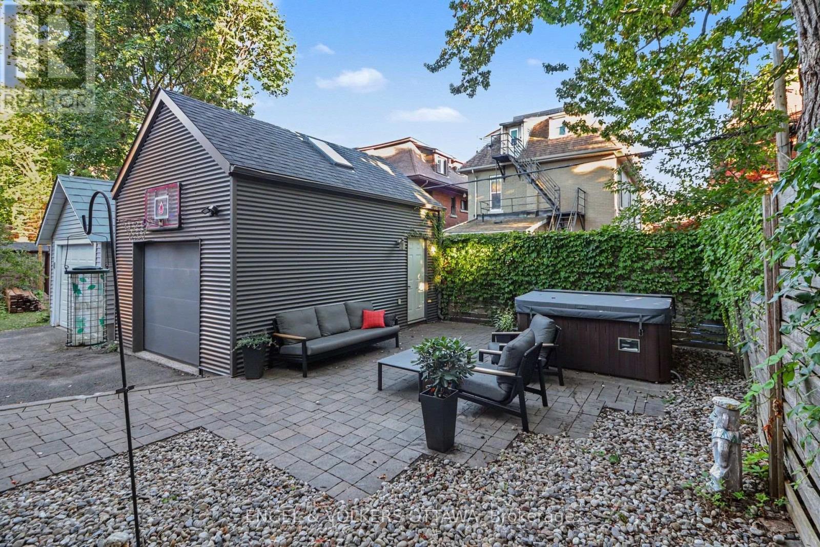 26 Melgund Avenue, Ottawa, ON