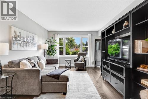 18 Bismark Drive, Cambridge, ON 