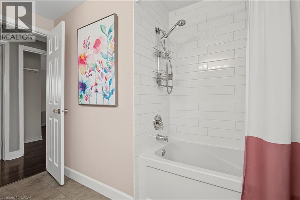 18 Bismark Drive, Cambridge, ON