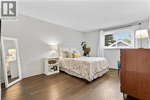 18 Bismark Drive, Cambridge, ON 