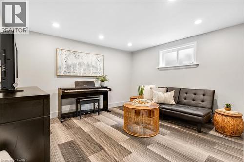 18 Bismark Drive, Cambridge, ON 