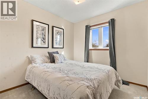 518 Bronson Crescent, Saskatoon, SK 