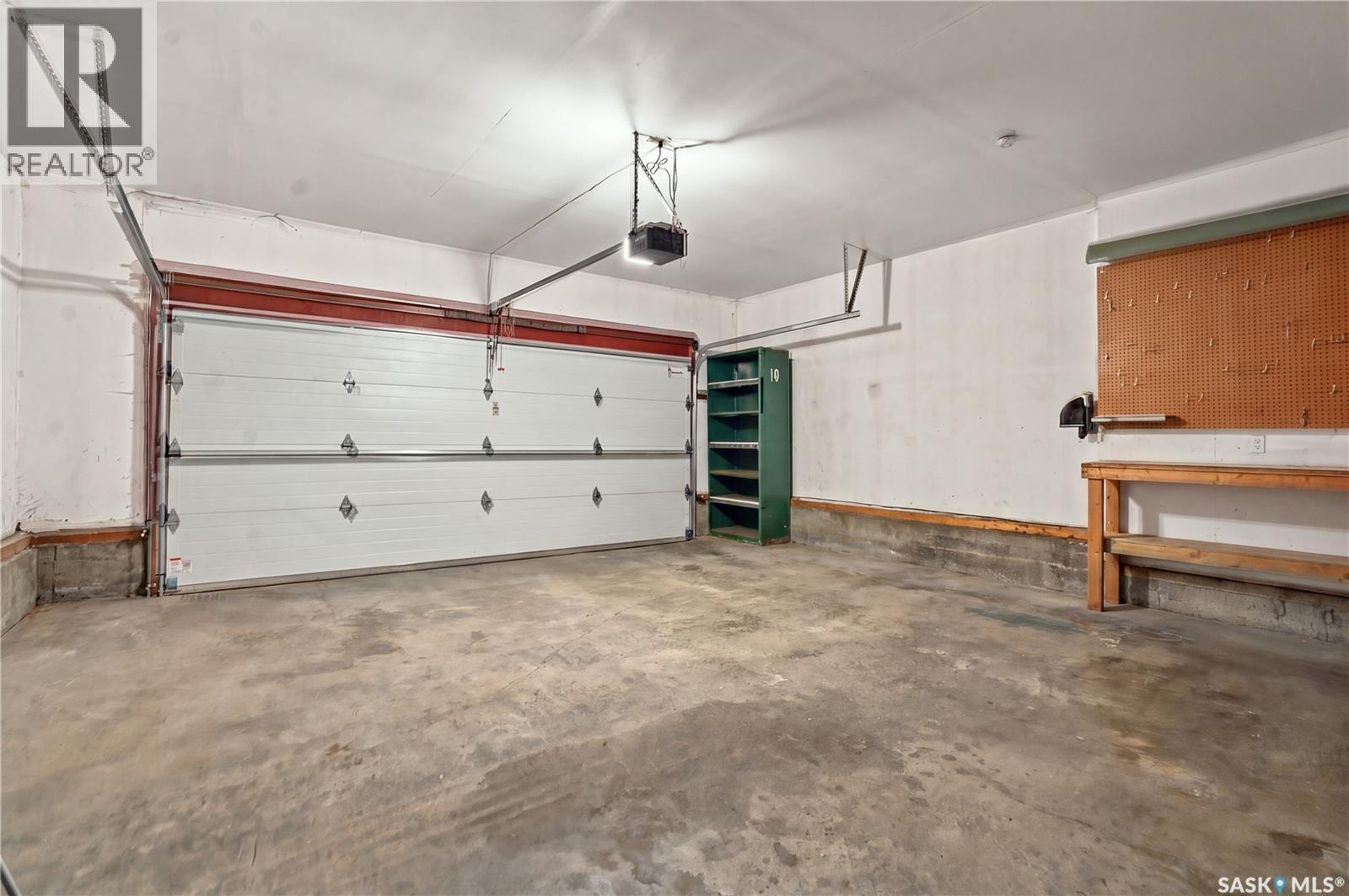 518 Bronson Crescent, Saskatoon, SK
