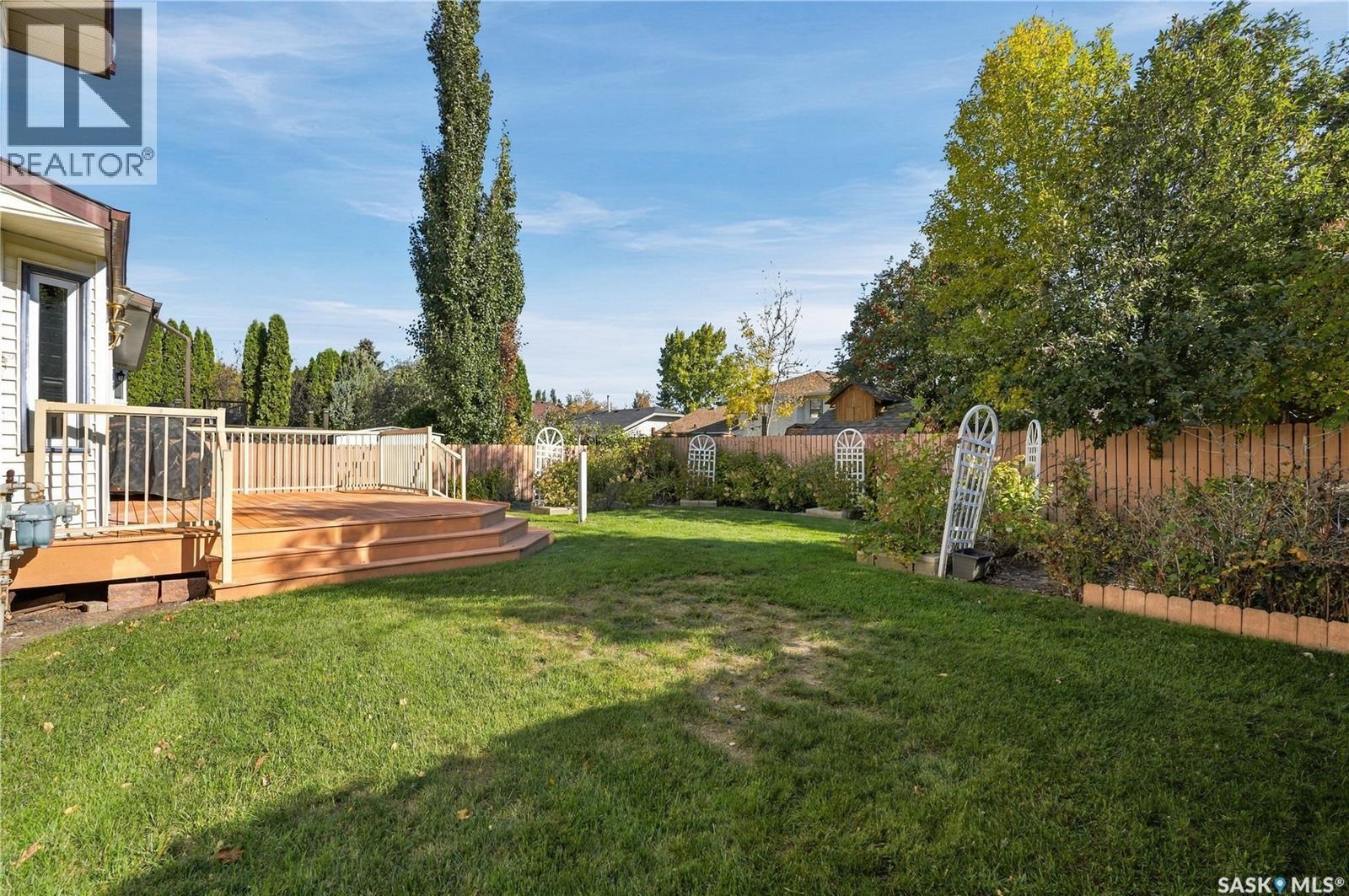 518 Bronson Crescent, Saskatoon, SK